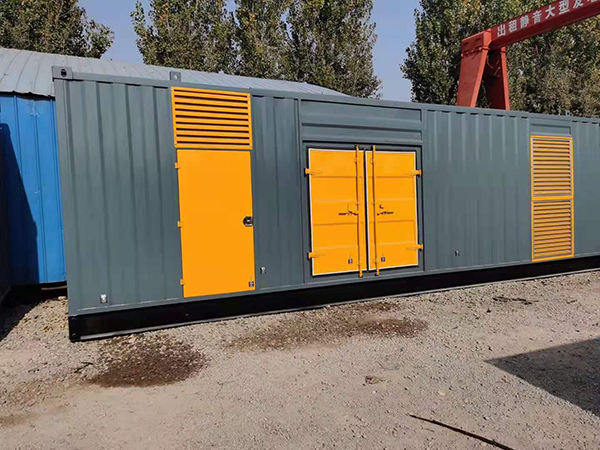 鸡西300kw 柴油发电机组用多大的空气开关？