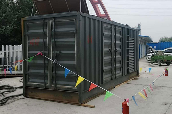 鸡西发电机租赁空气滤清器多久更换一次？