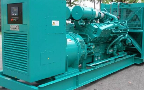 鸡西柴油发电机组冬季使用中需要注意哪些事项？