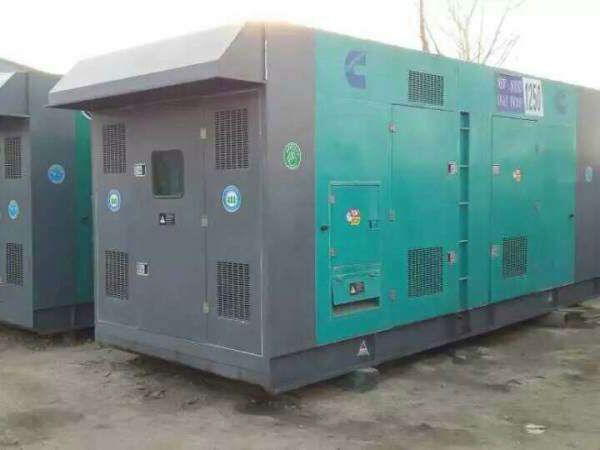 鸡西合同中关于工期延误的责任如何界定和处理？